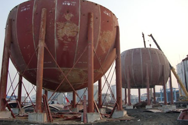 ��̎������