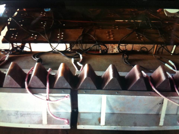 ��̎������